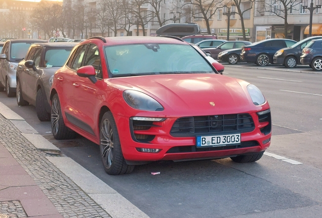 Porsche 95B Macan GTS