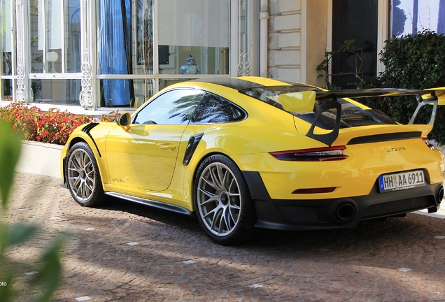 Porsche 991 GT2 RS Weissach Package