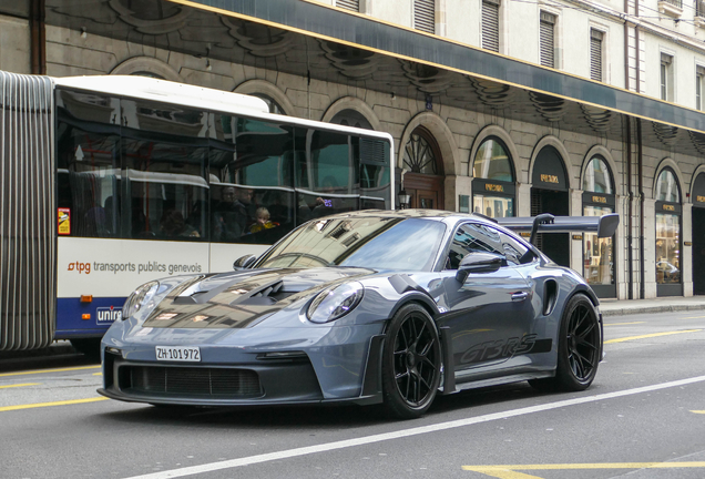 Porsche 992 GT3 RS Weissach Package