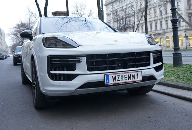 Porsche Cayenne Coupé Turbo E-Hybrid