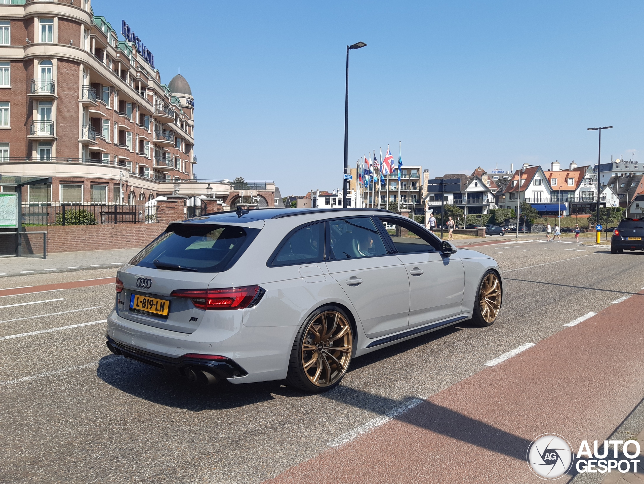 Audi RS4 Avant B9