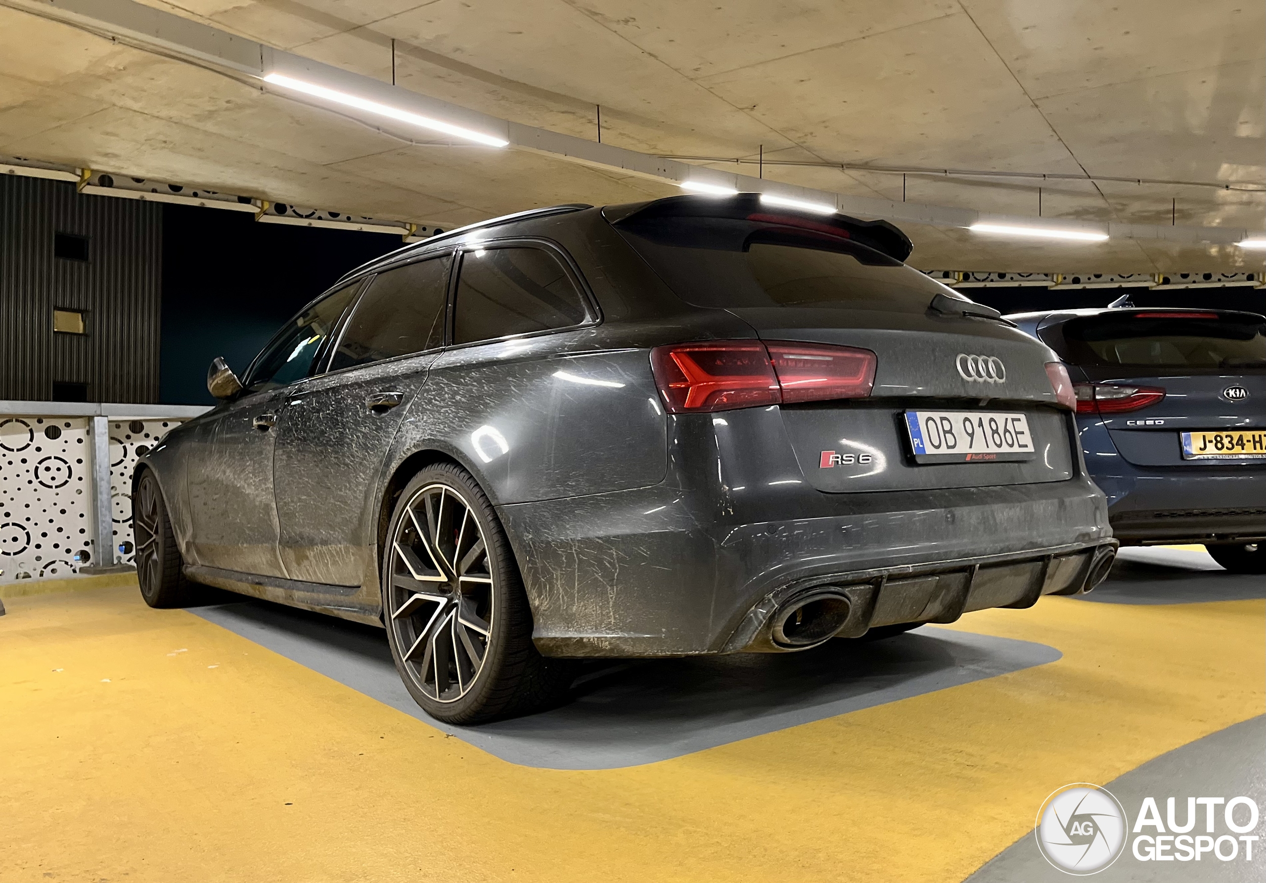 Audi RS6 Avant C7 2015