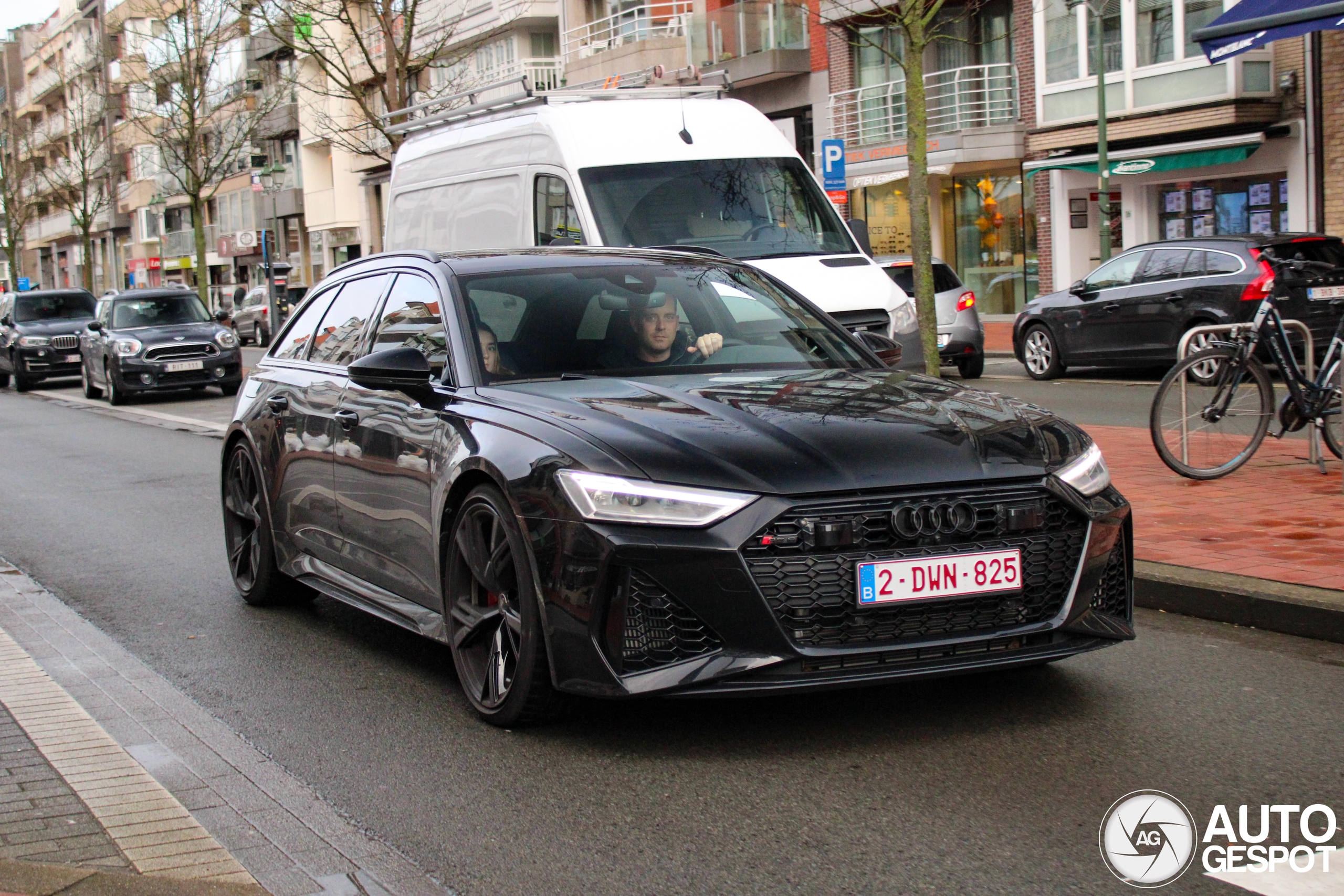 Audi RS6 Avant C8