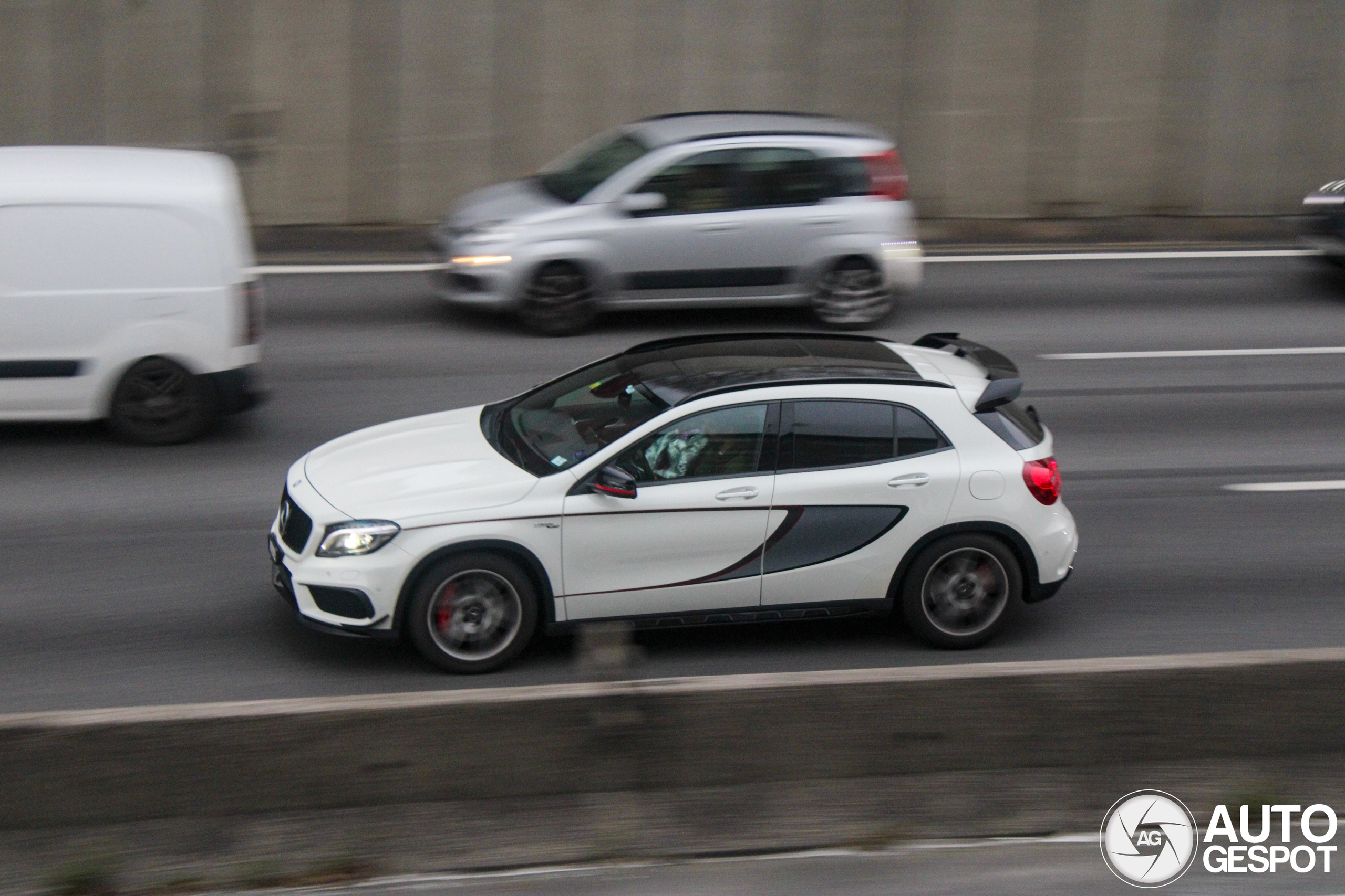 Mercedes-Benz GLA 45 AMG Edition 1