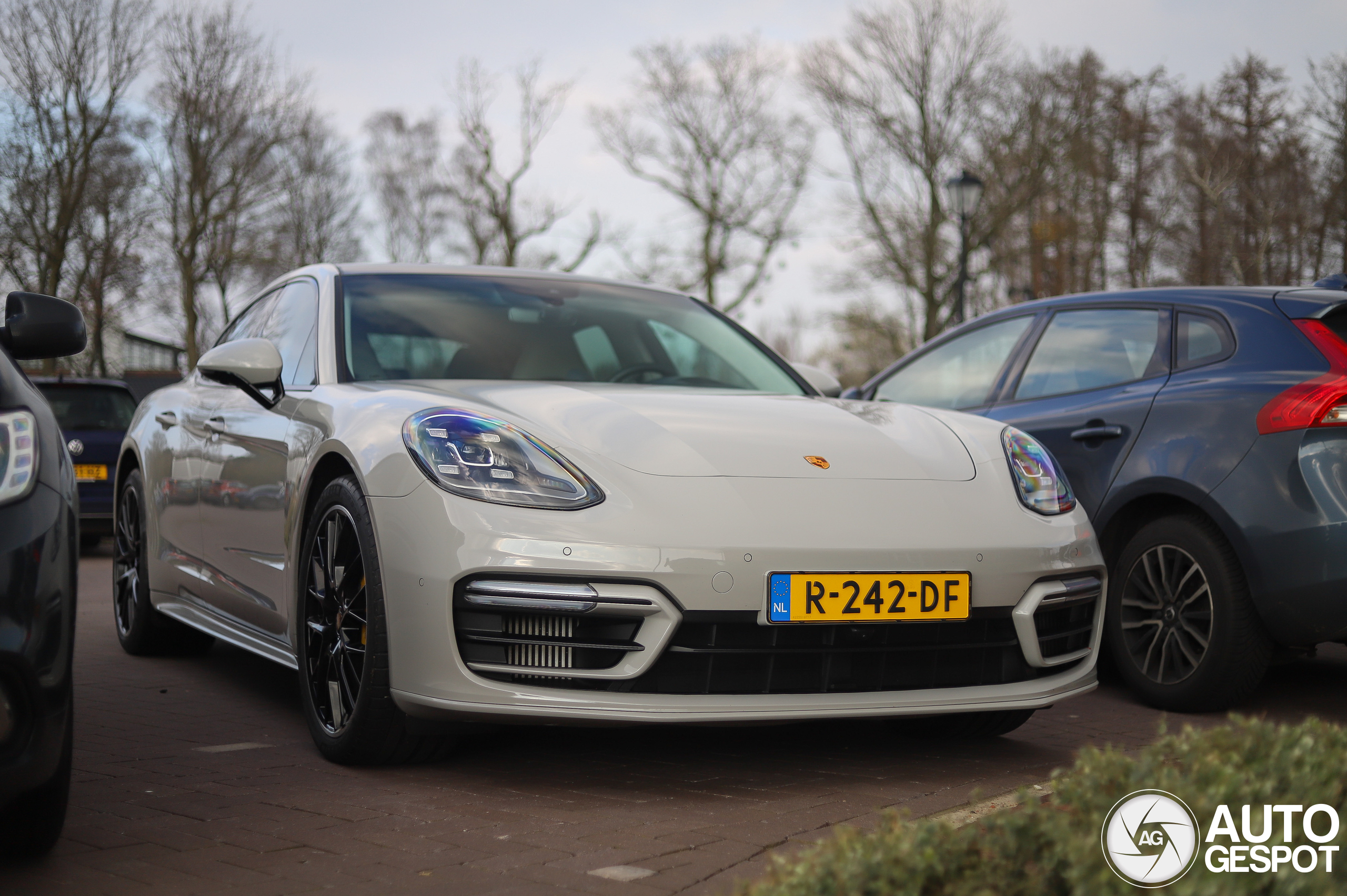 Porsche 971 Panamera Turbo S E-Hybrid MkII