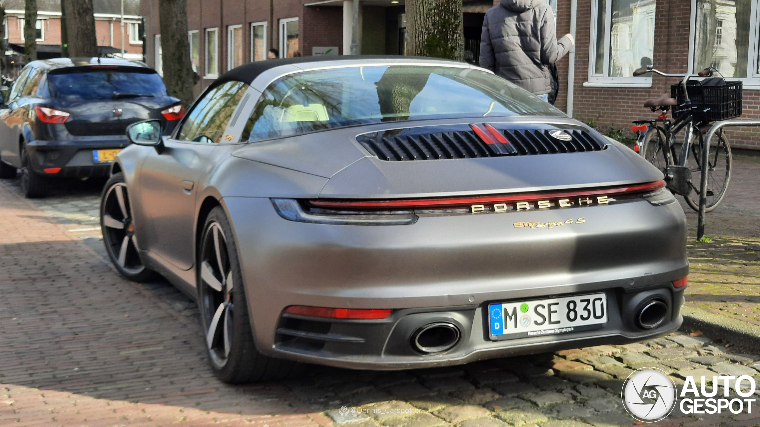 Porsche 992 Targa 4S Heritage Design Edition