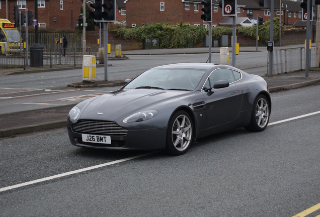 Aston Martin V8 Vantage