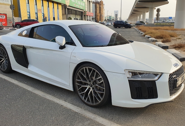 Audi R8 V10 2015