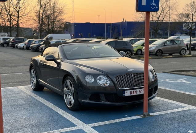 Bentley Continental GTC 2012