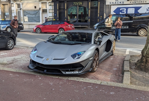 Lamborghini Aventador LP770-4 SVJ