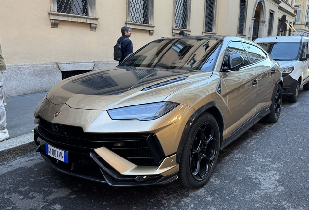 Lamborghini Urus Performante