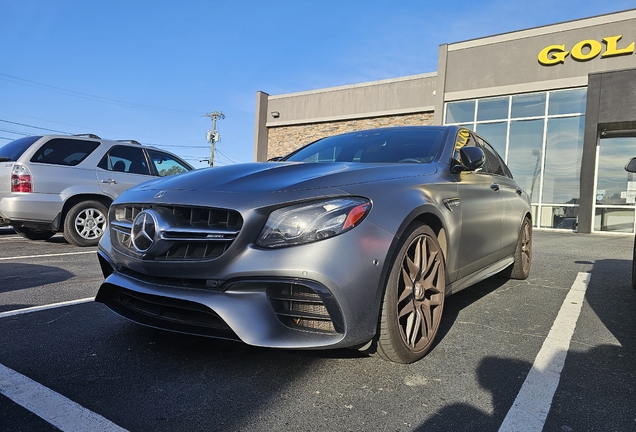 Mercedes-AMG E 63 S W213