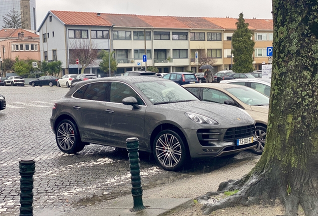 Porsche 95B Macan Turbo