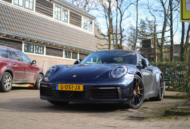 Porsche 992 Carrera 4S Cabriolet