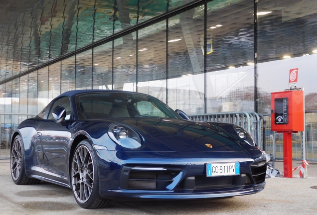 Porsche 992 Targa 4S