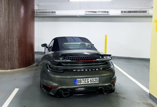 Porsche 992 Turbo S Cabriolet