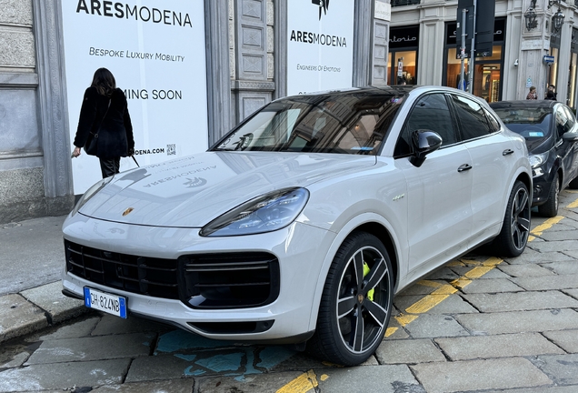 Porsche Cayenne Coupé Turbo S E-Hybrid