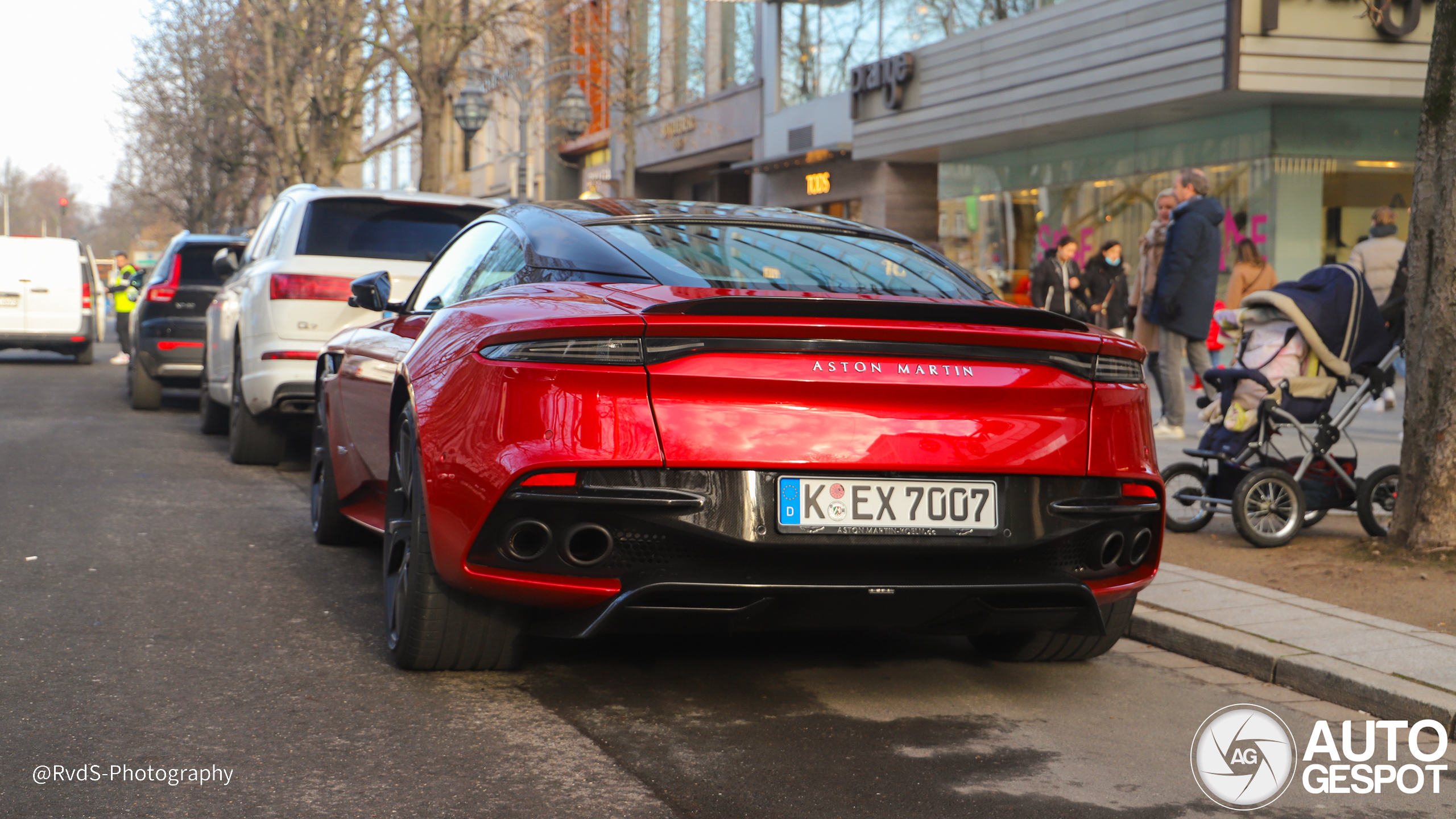 Aston Martin DBS Superleggera