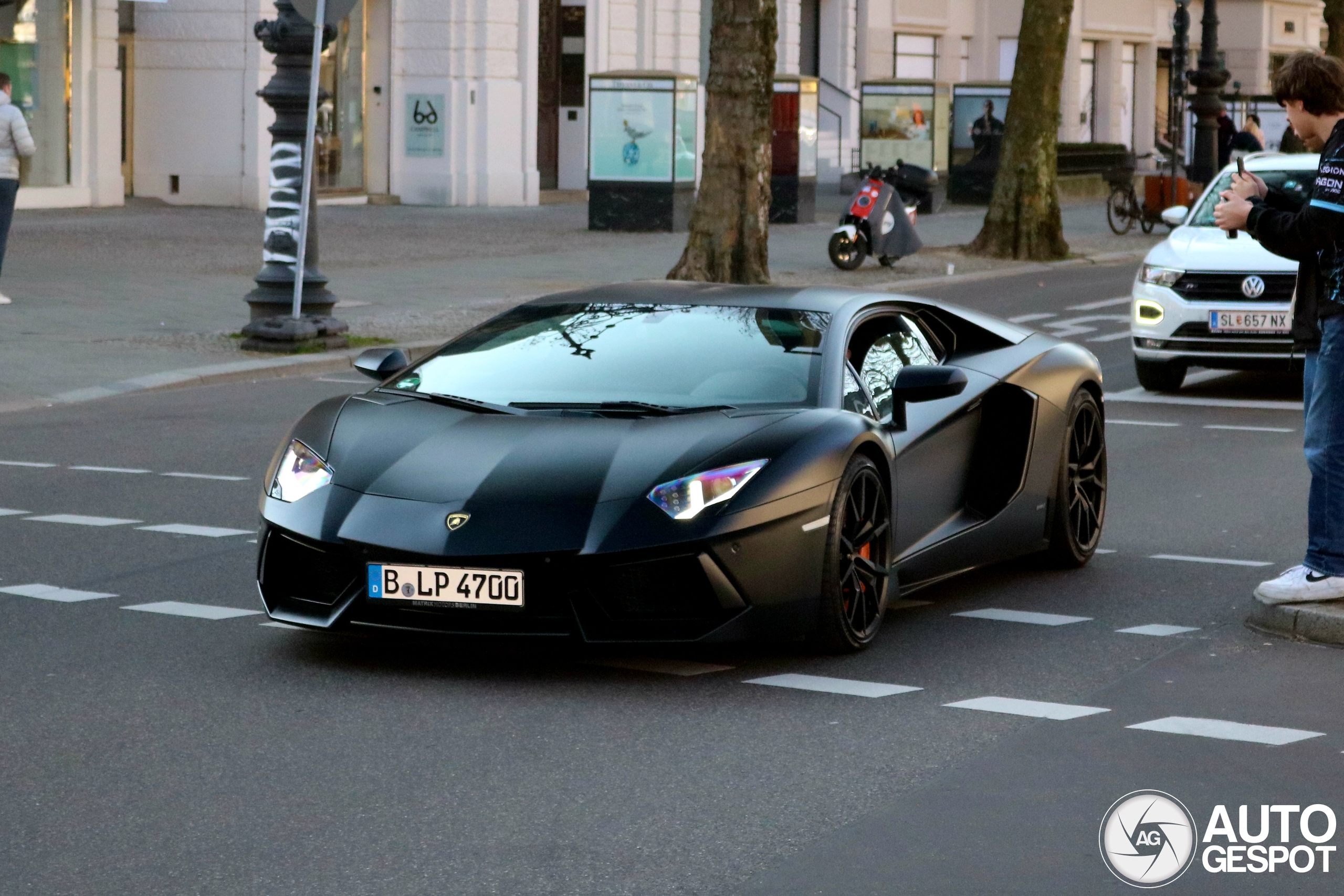 Lamborghini Aventador LP700-4