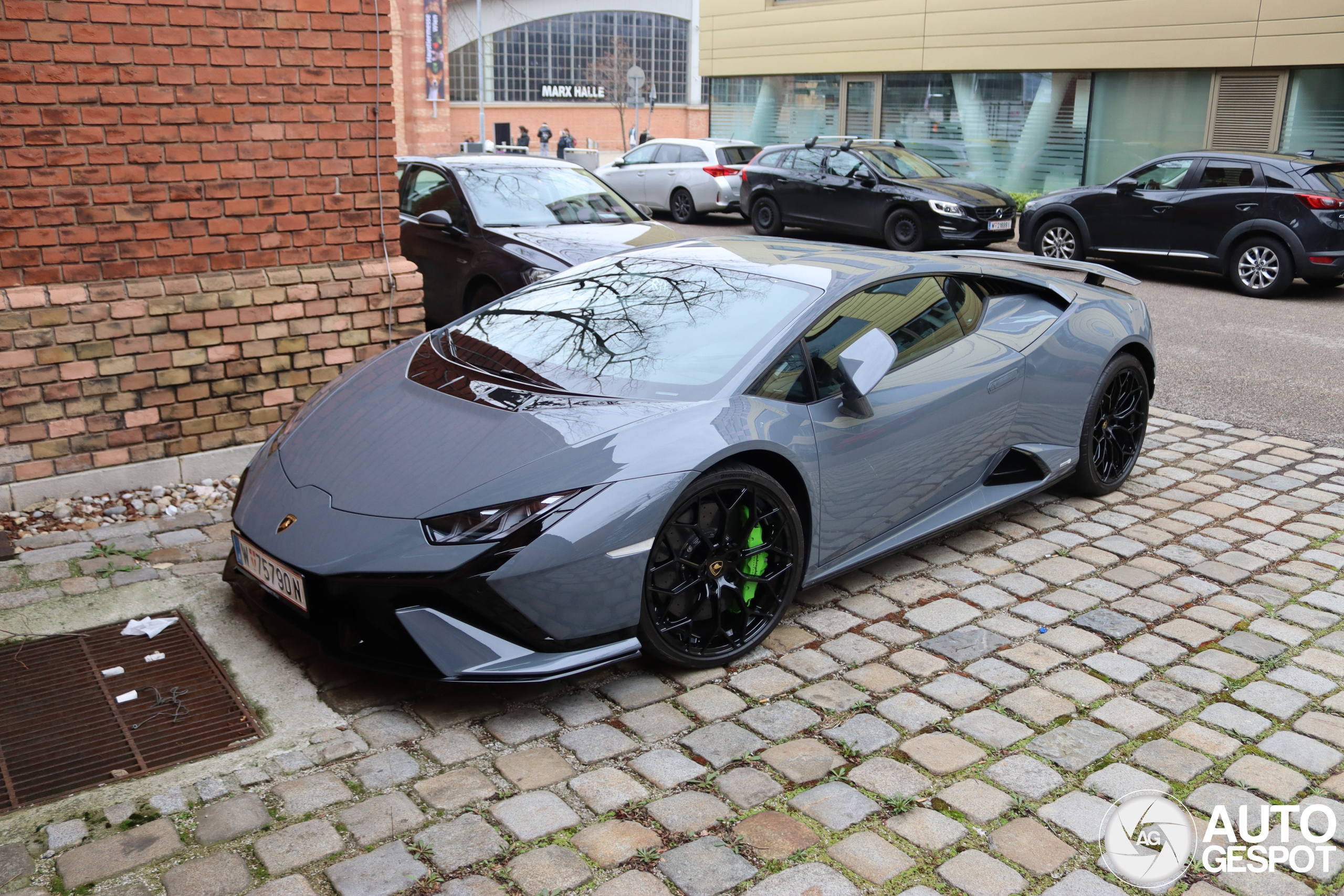 Lamborghini Huracán LP640-2 Tecnica