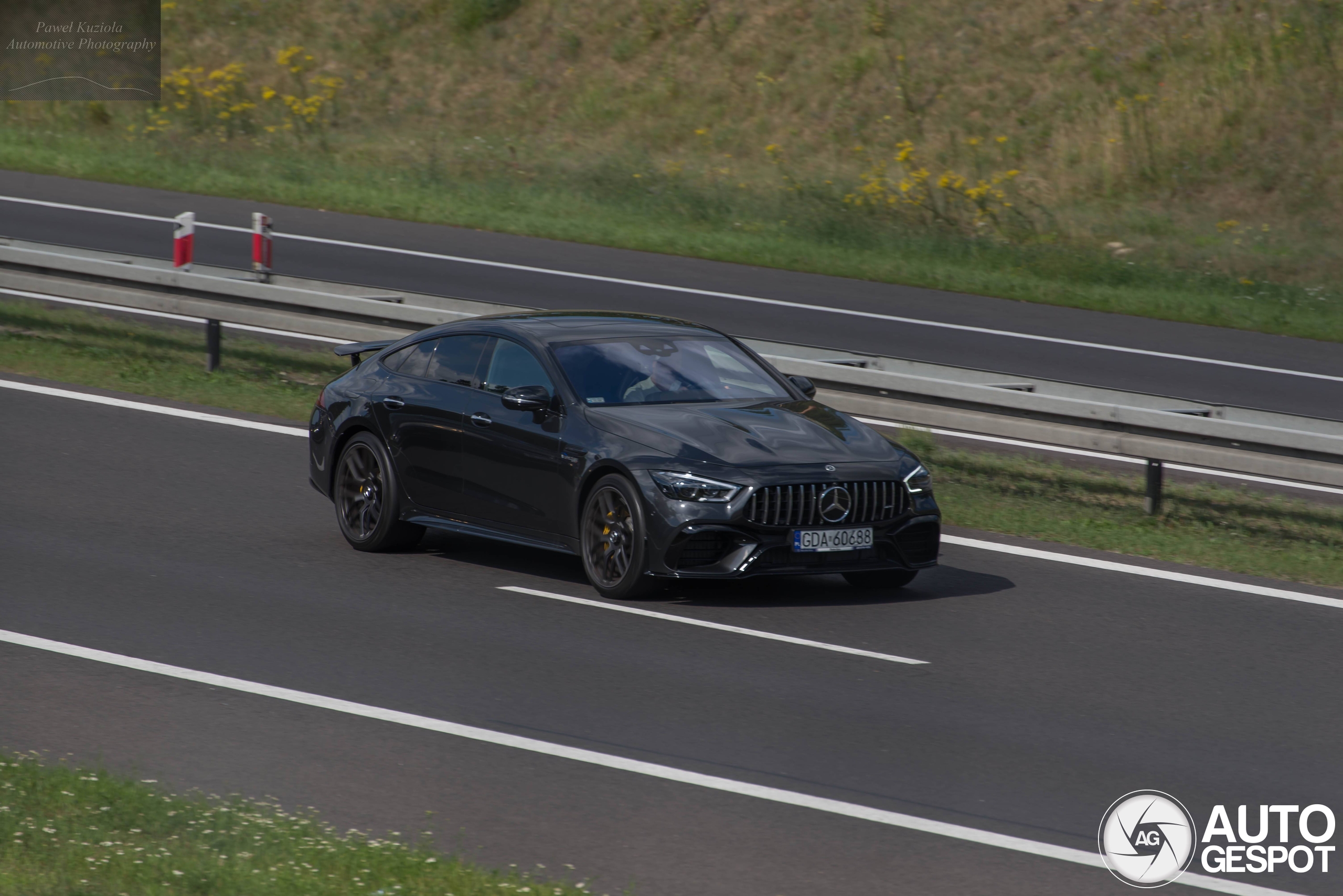 Mercedes-AMG GT 63 S X290