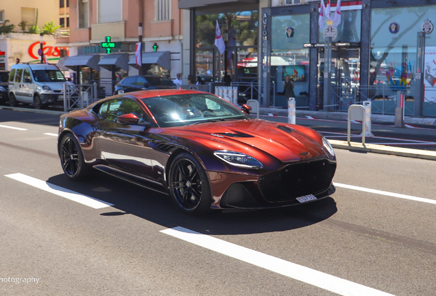 Aston Martin DBS Superleggera