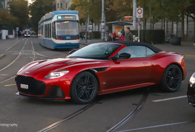 Aston Martin DBS Superleggera Volante