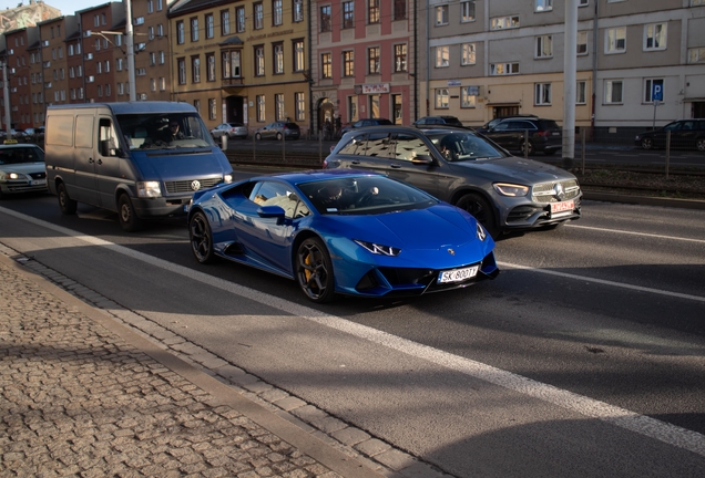 Lamborghini Huracán LP640-4 EVO