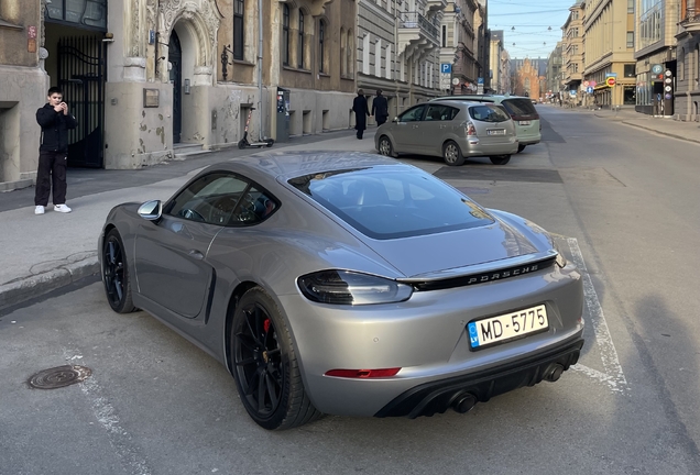 Porsche 718 Cayman GTS