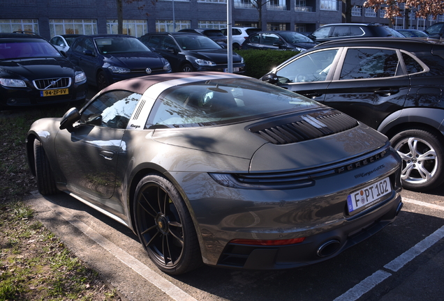 Porsche 992 Targa 4 GTS