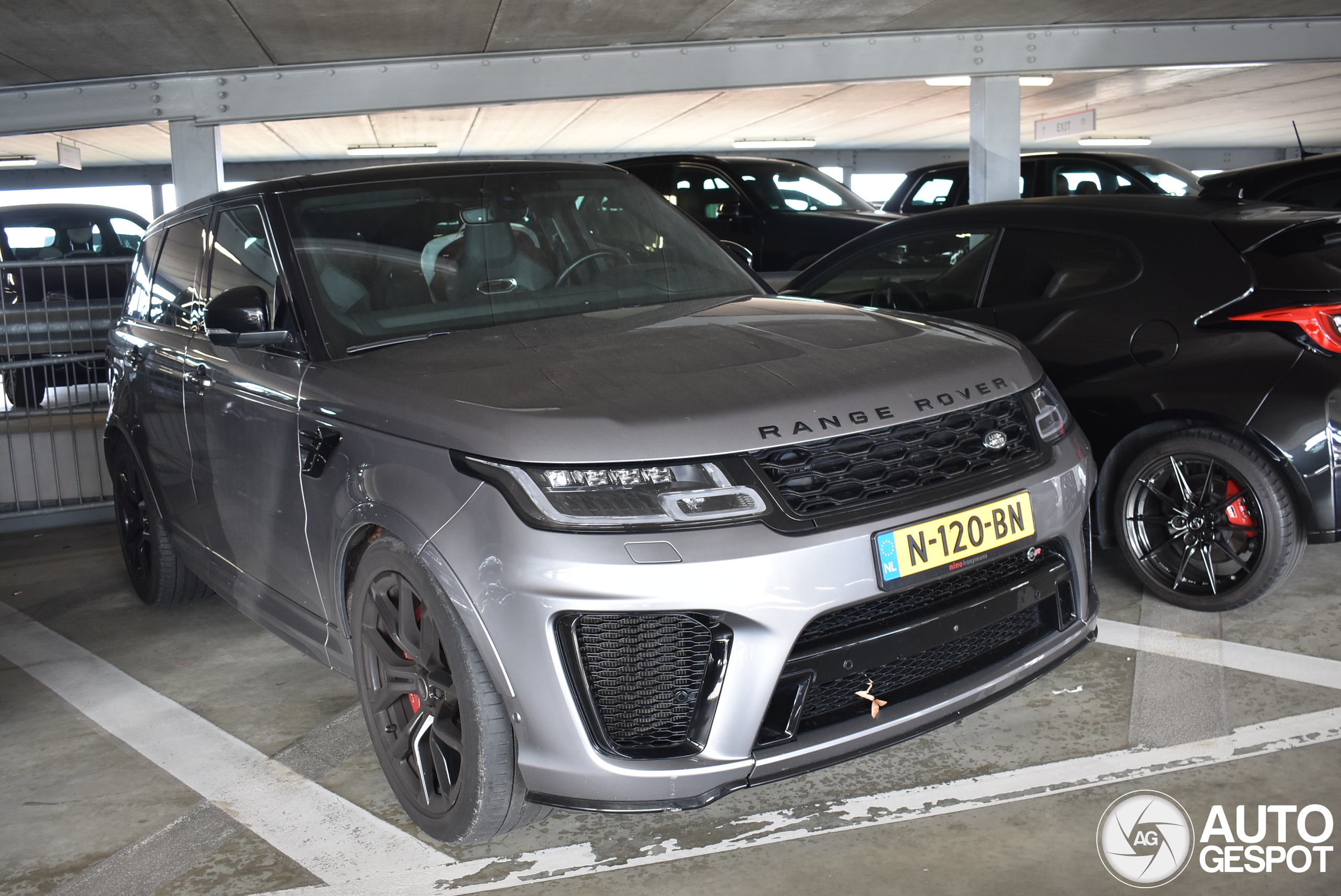 Land Rover Range Rover Sport SVR 2018