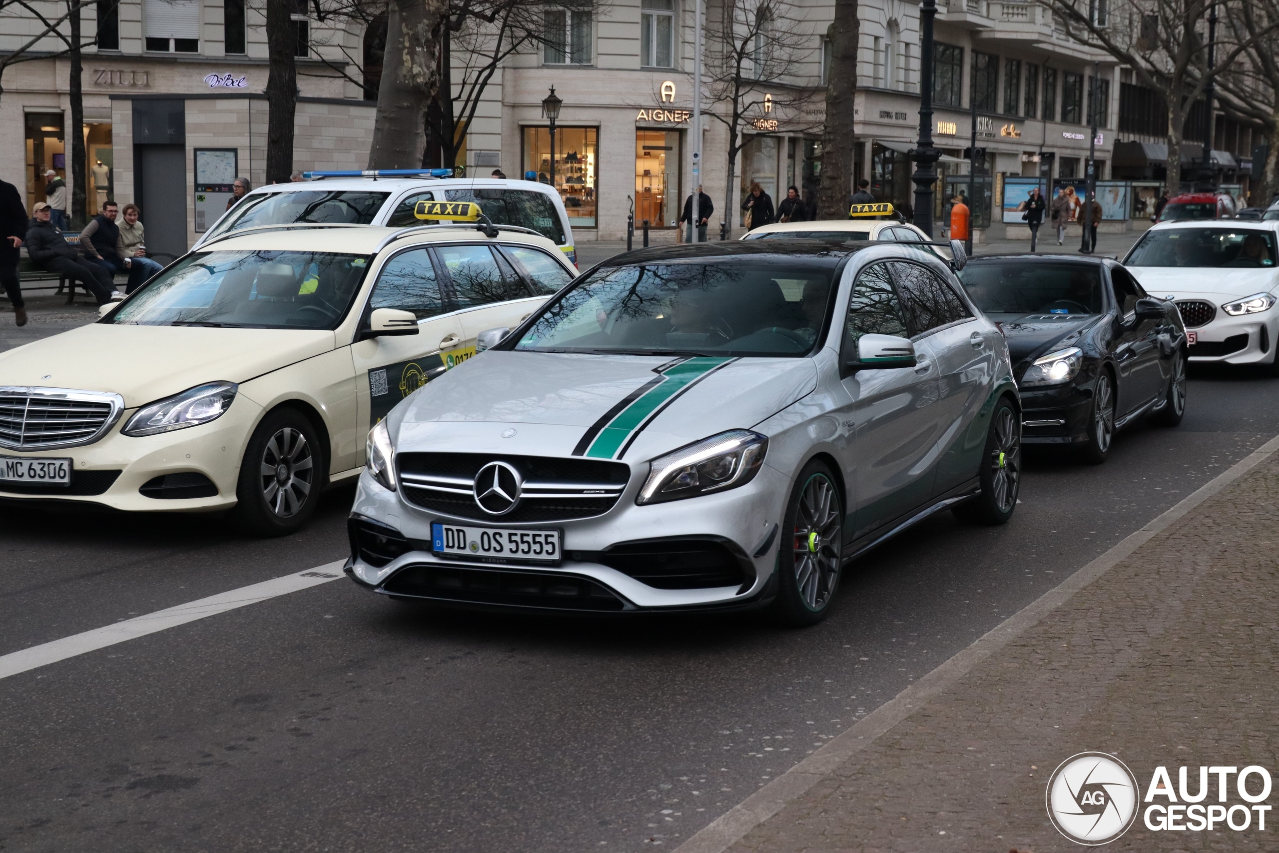 Mercedes-AMG A 45 W176 Petronas 2015 World Champions Edition