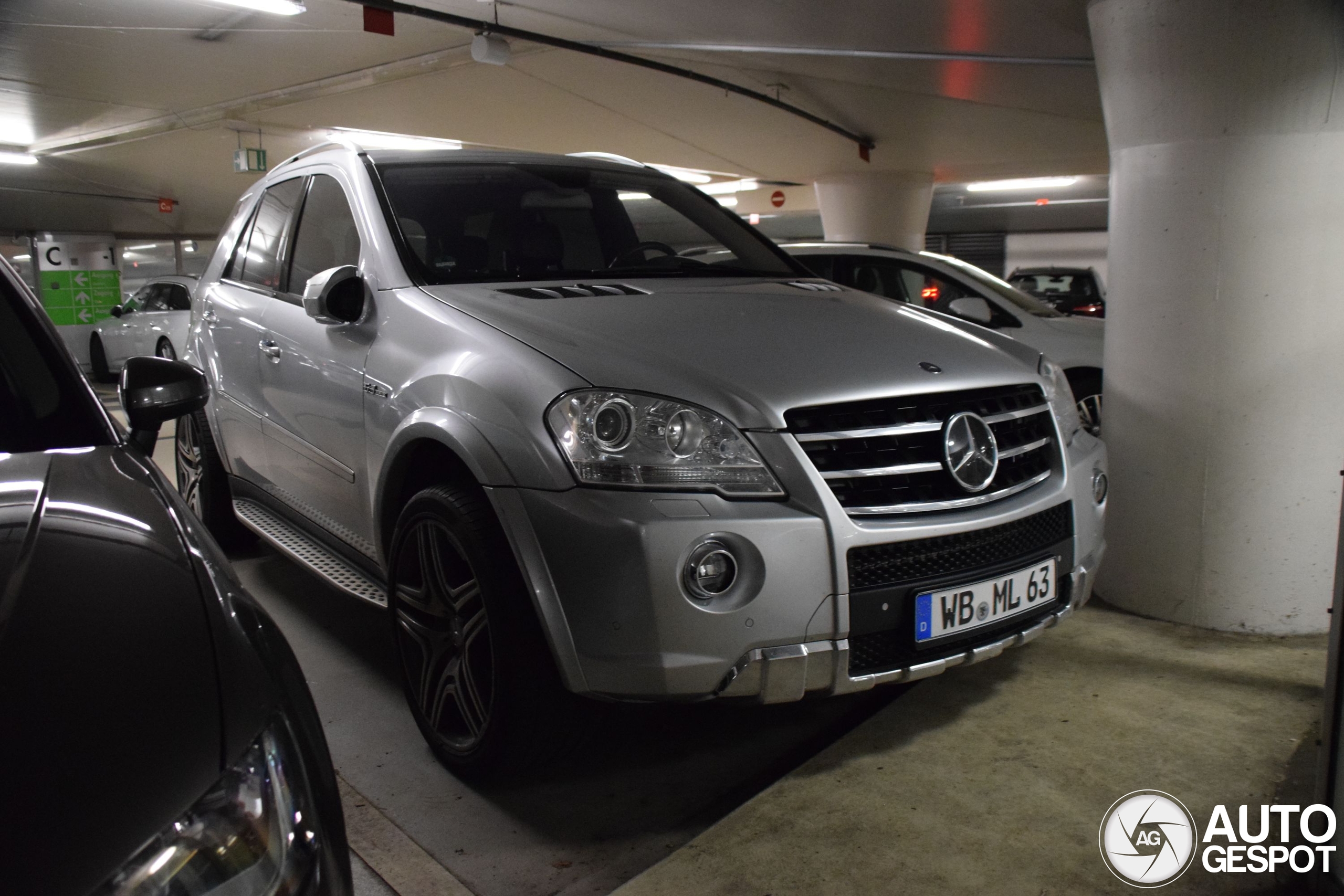 Mercedes-Benz ML 63 AMG W164 2009