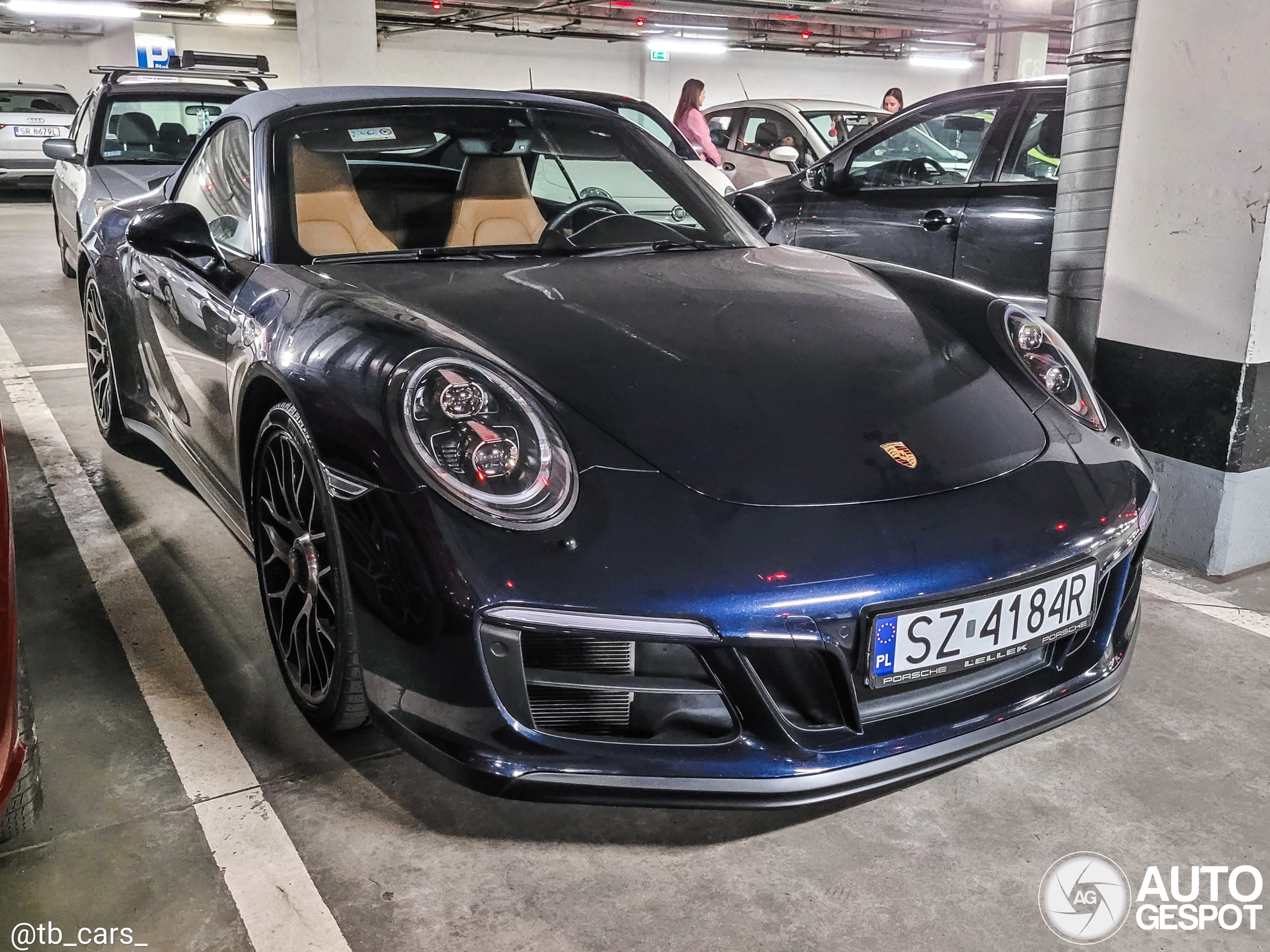 Porsche 991 Carrera 4 GTS Cabriolet MkII