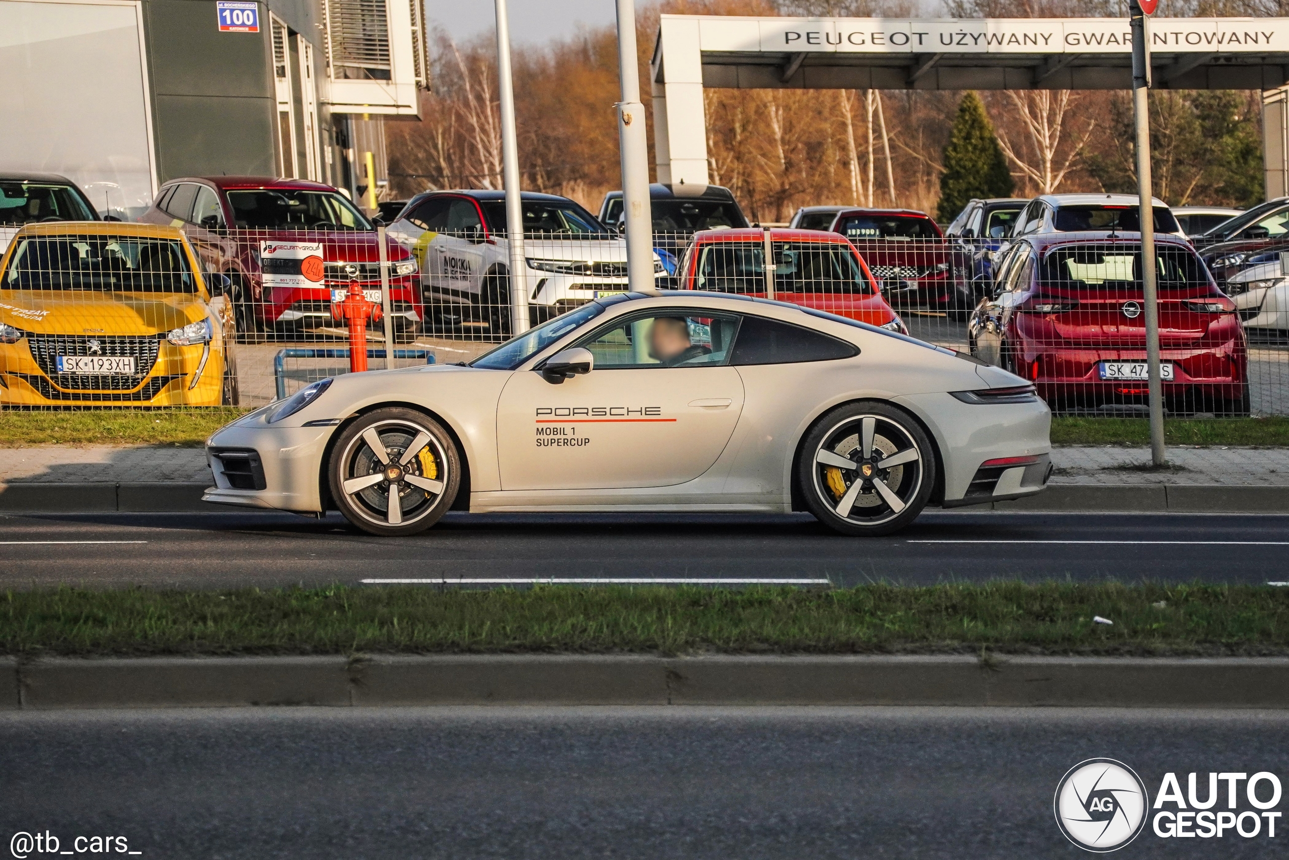 Porsche 992 Carrera 4S