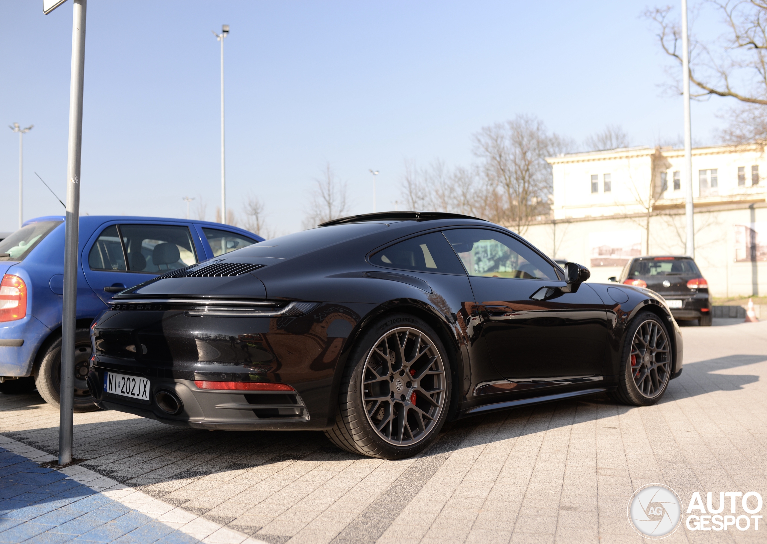 Porsche 992 Carrera 4S