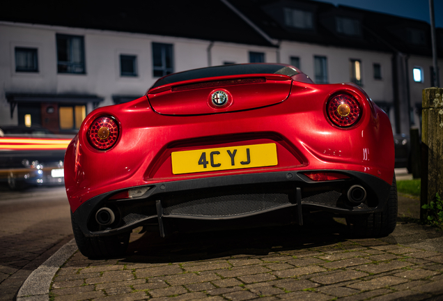 Alfa Romeo 4C Coupé