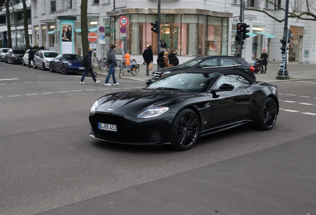 Aston Martin DBS Superleggera Volante