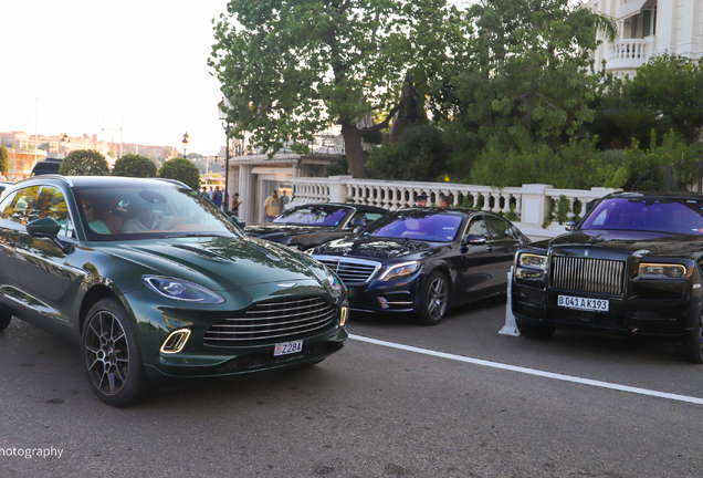 Aston Martin DBX