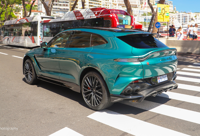 Aston Martin DBX707