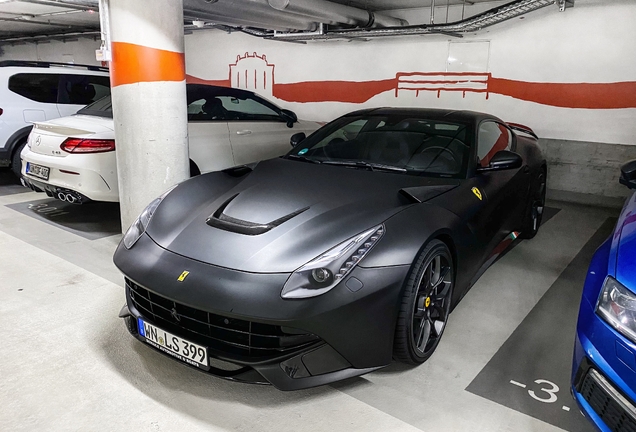 Ferrari F12berlinetta Novitec Rosso