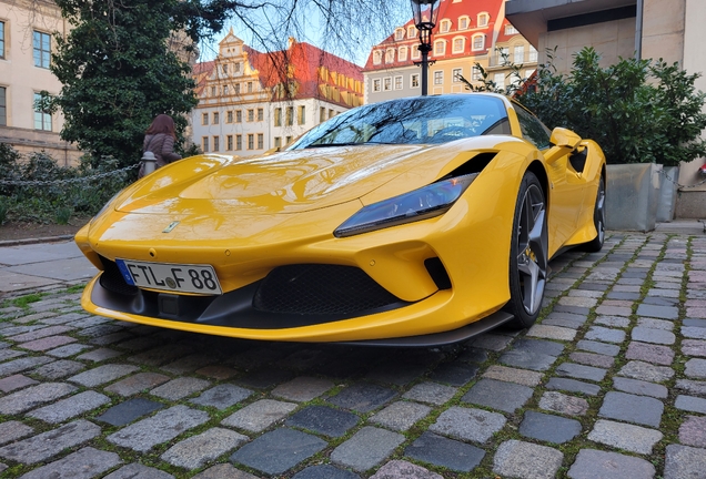 Ferrari F8 Spider