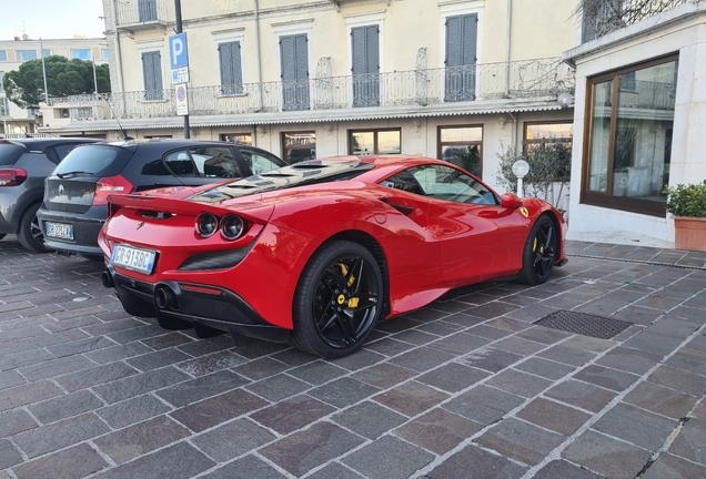 Ferrari F8 Tributo