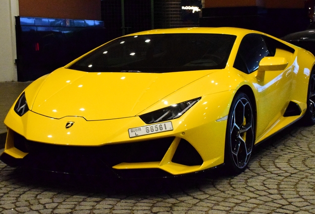 Lamborghini Huracán LP640-4 EVO