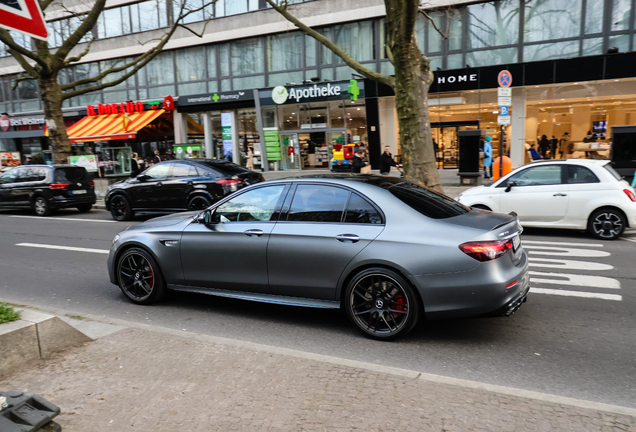 Mercedes-AMG E 63 S W213 2021