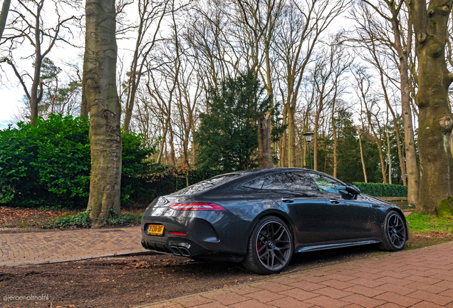 Mercedes-AMG GT 63 S X290