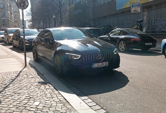 Mercedes-AMG GT 63 S X290