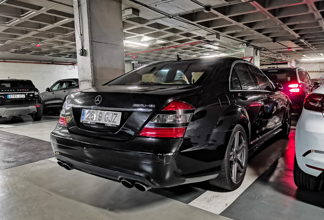 Mercedes-Benz S 63 AMG W221