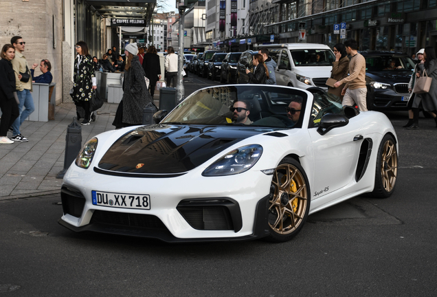 Porsche 718 Spyder RS Weissach Package