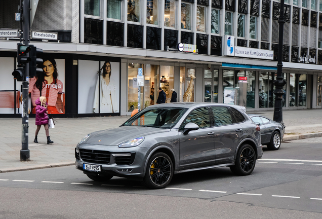 Porsche 958 Cayenne Turbo S MkII